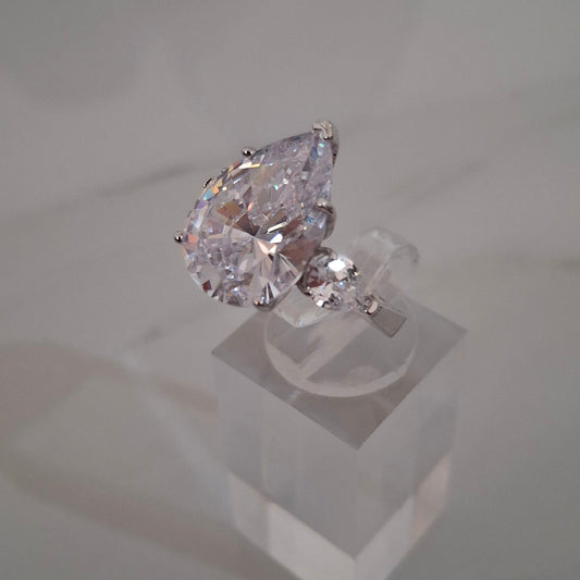 Anillo en gota